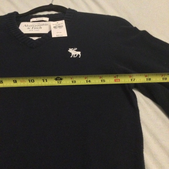 Men’s LARGE Abercrombie & Fitch V-Neck Sweater - Picture 4 of 6